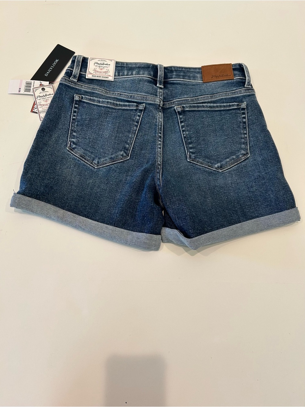 New Flag & Anthem Mid Rise Cuffed Denim Shorts Stretch Blue Jean Shorts 6 / 28 - Picture 6 of 6